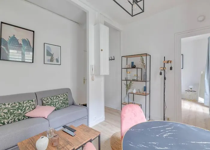 Splendide Appartement 10 Min Du Parc Monceau - 4P