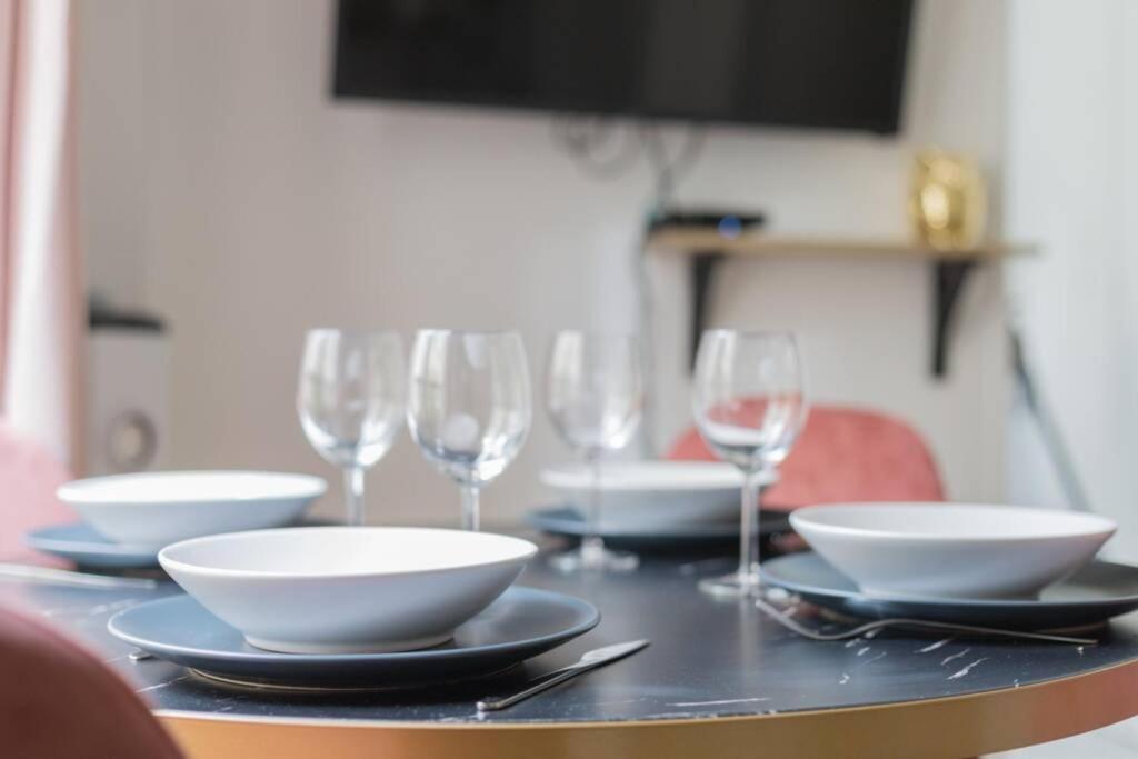 Appartement Splendide 10 Min Du Parc Monceau - 4p Paris