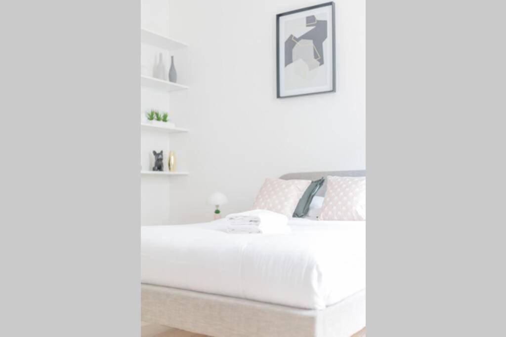 Splendide 10 Min Du Parc Monceau - 4p Appartement